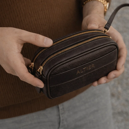 cartera marron altier premiun portada